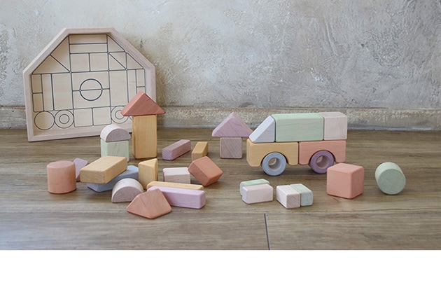 NIHONシリーズ 日本製　つみきのいえM 　32ピース  つみき 積み木 木製 安心 木のおもちゃ 知育玩具 男の子 女の子 出産祝い お誕生日プレゼント  