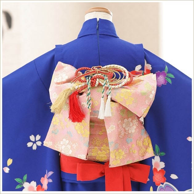 感動楽チャック7歳女の子着物、七五三や七草祝いはチャックを上げる