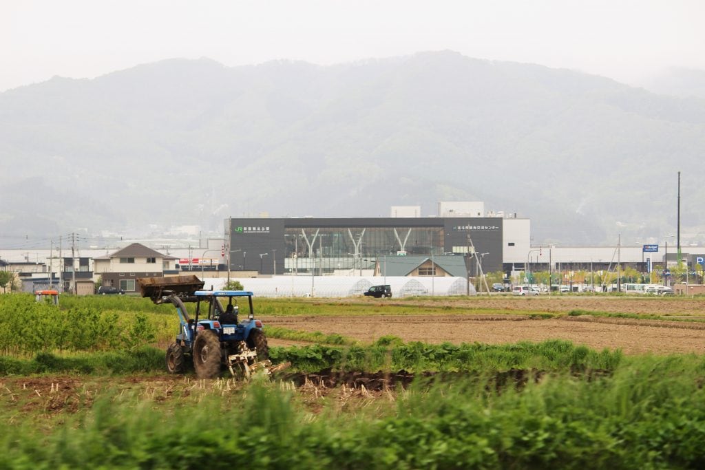 新函館北斗駅の駅前はまだまだ長閑な田舎