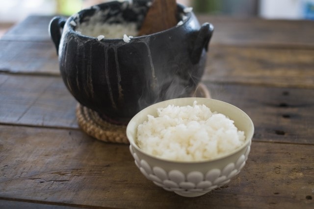 土鍋ご飯の盛り付け