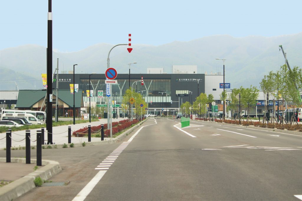 北海道新幹線「新函館北斗駅」～周辺および駅舎内部のご紹介～ | お