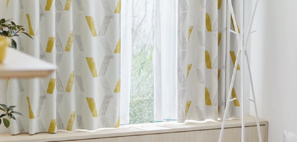 Amazon｜カーテン ドレープカーテン 刺繍 大花柄 欧米風 高級 優雅 貴族 宮廷 高級 現代 ヨーロッパ 人気 欧州 北欧 欧米 洋風 西洋  ロマンチック 飾り おしゃれ きれい 透かし彫り 目隠し 遮像 リビング 居間 客間用 書斎 インテリア 引越し祝い 新築祝い ヨーロピアン　ヨーロッパ調　ドレープカーテン　ロープ柄　カスタムカーテン ロング