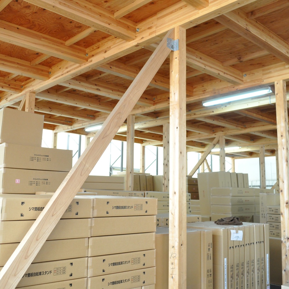 積まれた段ボール