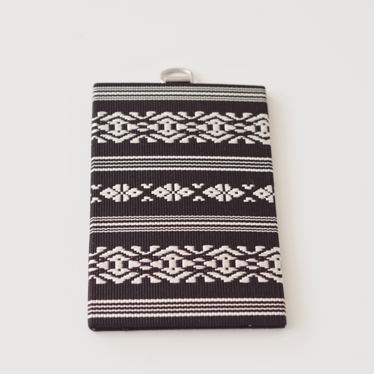 博多織 パスケース 献上柄（黒白） | 工芸品 | 【公式通販】道の駅