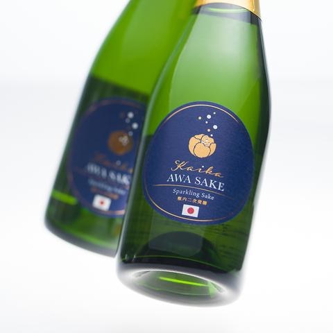 瓶内二次発酵のスパークリング日本酒。 フレッシュな柑橘系の爽やかな香り立ちと、繊細できめ細やかなな泡立ちが、エレガントに調和した日本酒です。 スパークリン50.0グワインのような爽やかな酸味があり後味スッキリ 料理にあう最高の乾杯酒です。