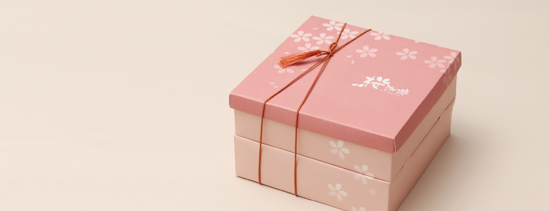 季節限定]さくら散歩一段重 クッキー＆フィナンシェ | さくら散歩 | 桜
