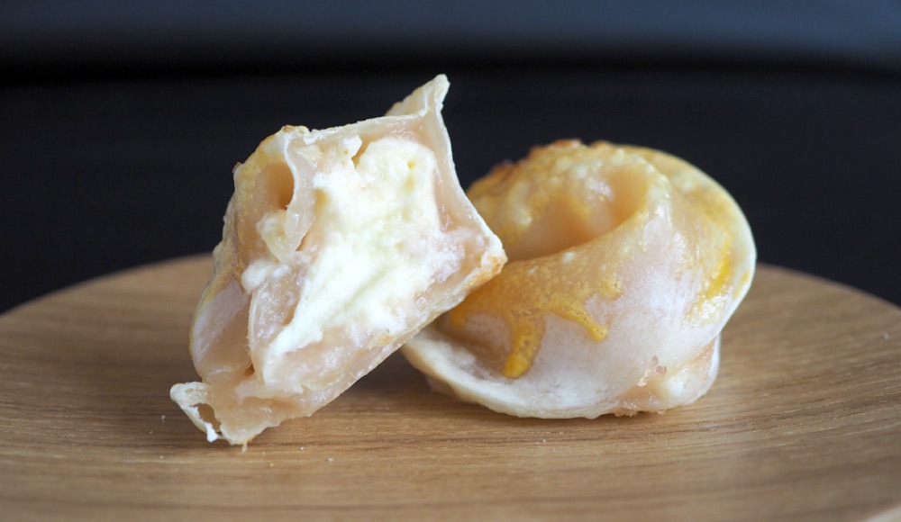 アップル アンベロッペ 北海道産りんごとクリームチーズ　4粒