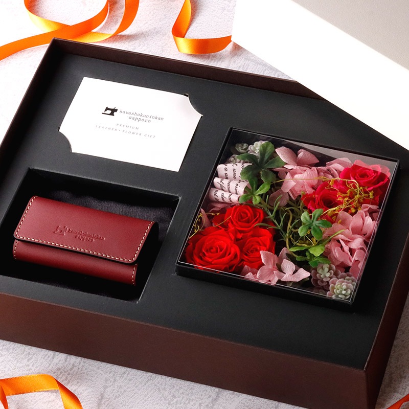 4連キーケース × フラワーギフトセット