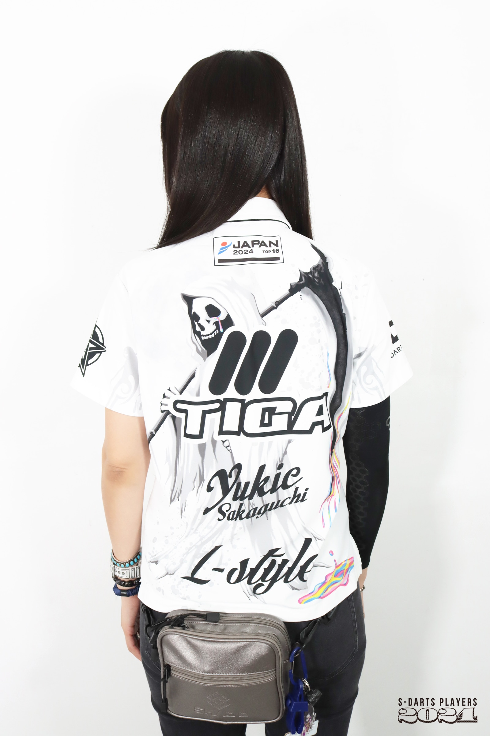 DARTSLIVE - BLACKHOLEくじ A賞 坂口優希恵 ワンブルアワードの通販 by 新規｜ダーツライブならラクマ