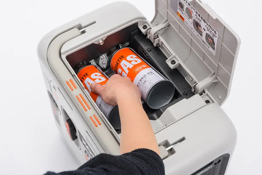 KOSHIN（工進）カセットガス式インバーター発電機 GV-9ig カセットガス利用で手軽に発電