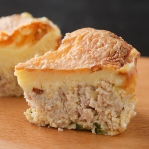 瀬戸のもち豚とズッキーニのキッシュ