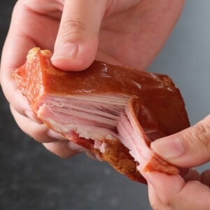 瀬戸のもち豚ヒレの燻製