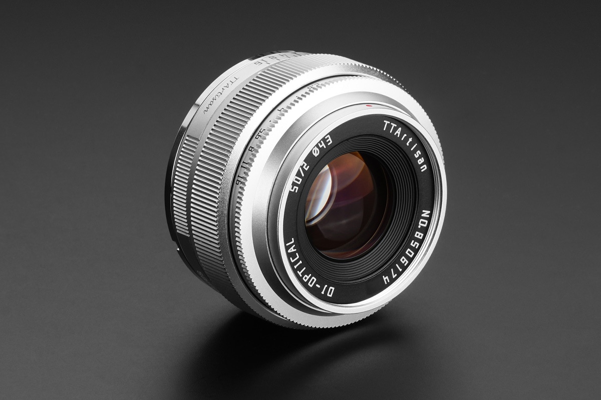 驚きの価格が実現！ 50mm TTArtisan f/2 銘匠光学 シルバー