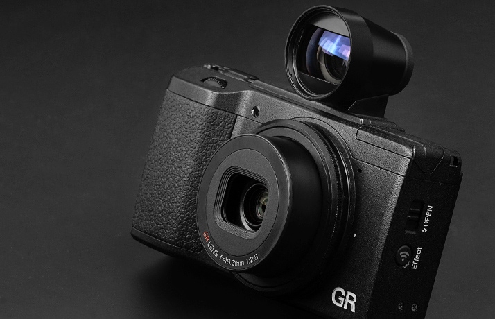 RICOH GR 用の外付け光学ファインダー 28mm-