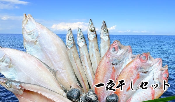 �Τɤ����򿩤٤Ƥ��륤�᡼������