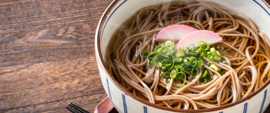 本田屋のレンチンそば ─ 電子レンジ3分で完成する本格出雲そば