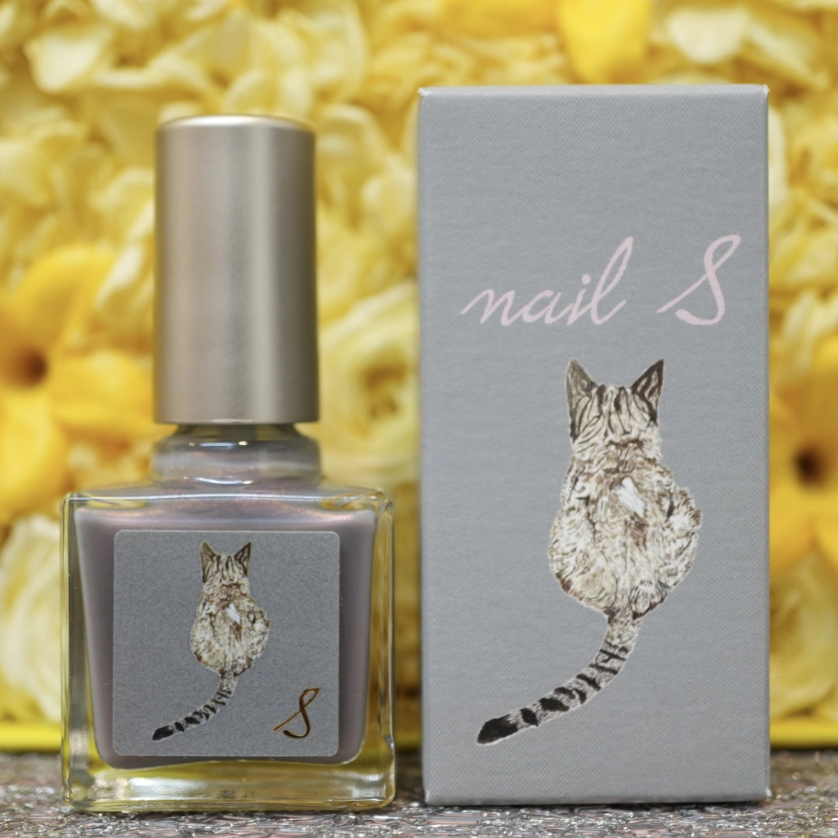 ネイルエス　RiVi