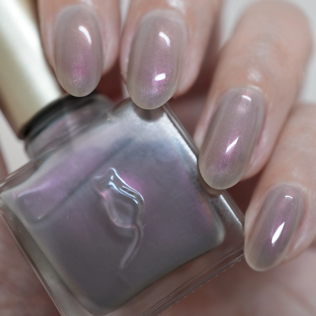 ネイルエス　RiVi