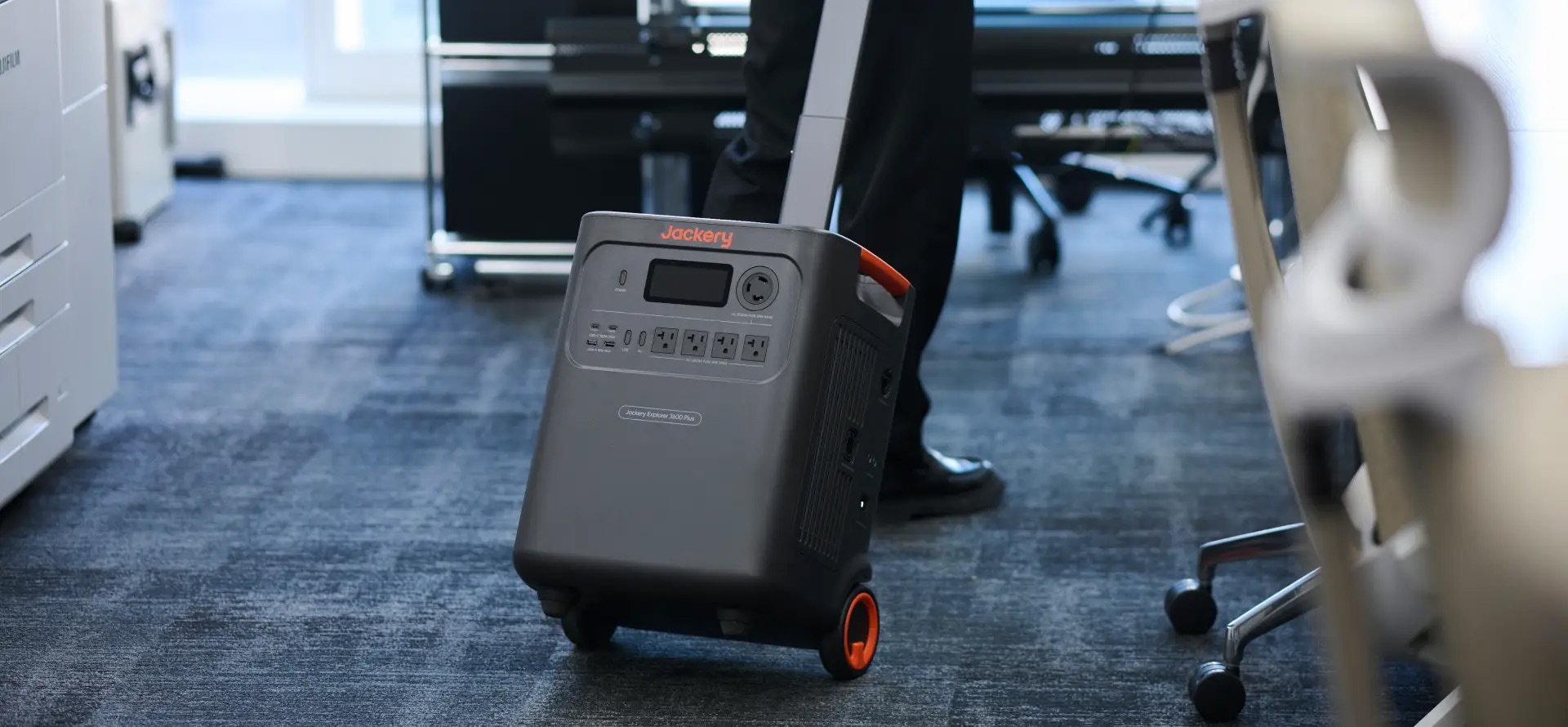 50%OFF！Jackery(JE-3600A)ポータブル蓄電池なら｜ソーラーオフ