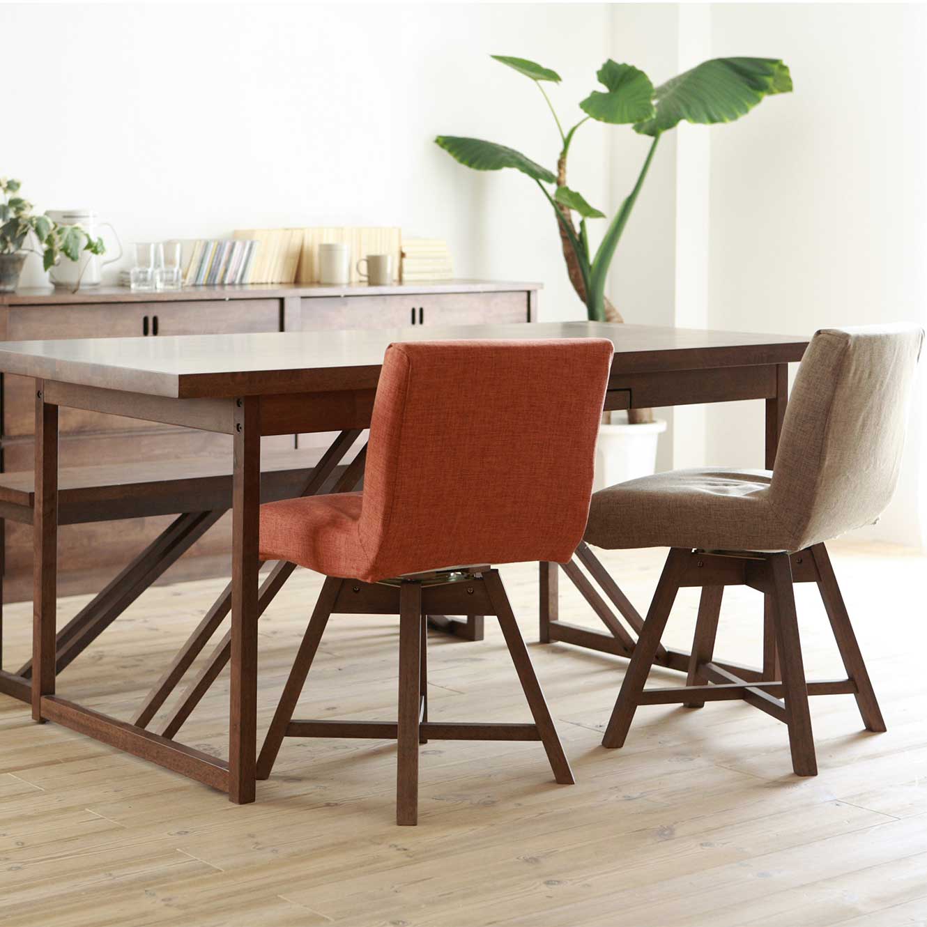 ブラウン ダイニングテーブル　※ルカリオ＠断捨離様用 ブラウン ダイニングテーブル ※ルカリオ＠断捨離様用 三島家具