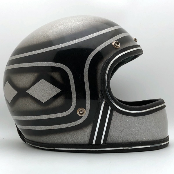 【鑑賞用】【美品】シルバー フルフェイス バイクヘルメット バイクヘルメット フルフェイス 銀 シルバー フリーサイズ SG規格適合