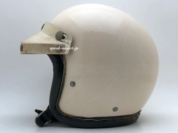 ヘルメットバイザー