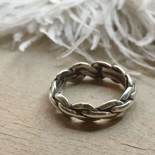 Braided Wire Triangle Shape Silver Ring（ブレイデッドワイヤー