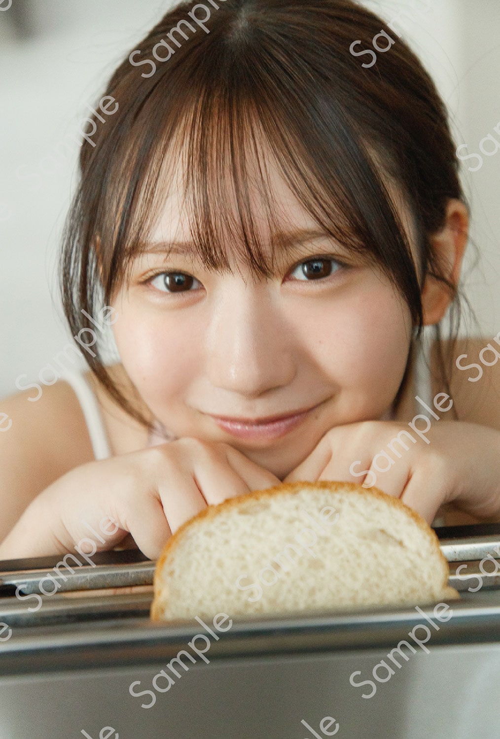 予約】日向坂46 藤嶌果歩 1st写真集 果実の歩幅 三省堂書店限定特典
