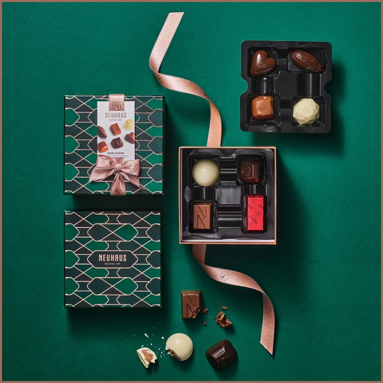 WINTER SQUARE GIFTBOX SMALL