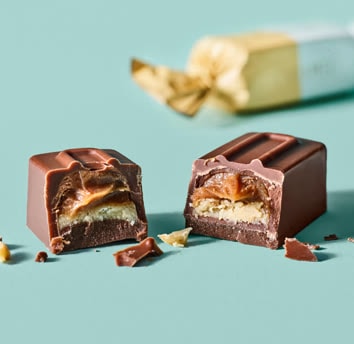 カットしたチョコレート菓子