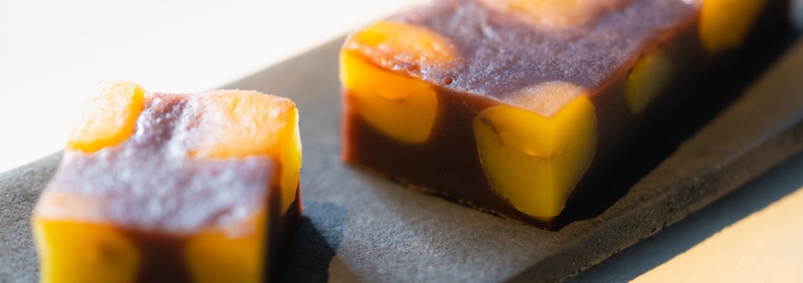 菅屋自慢の栗蒸羊羹