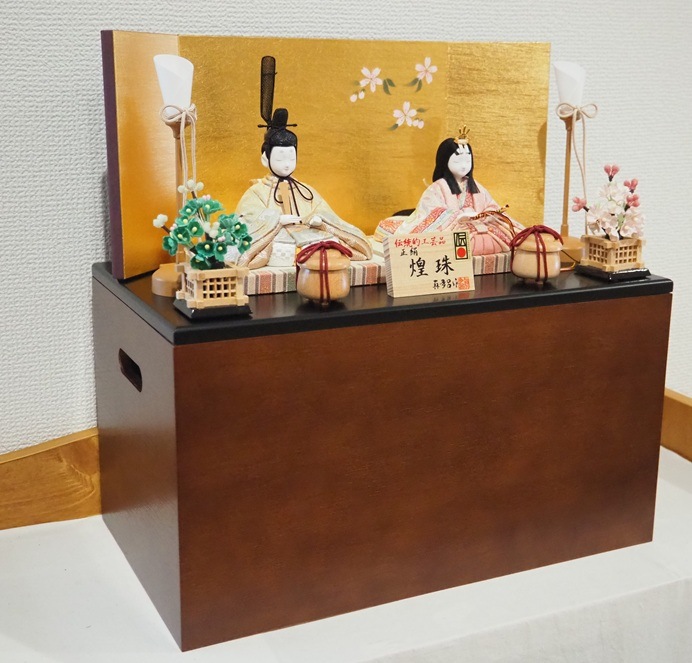 ���ʥ�����