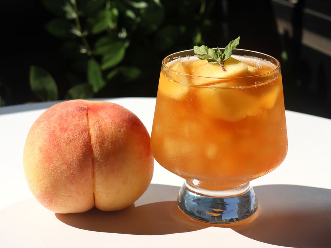 白桃烏龍和紅茶MV