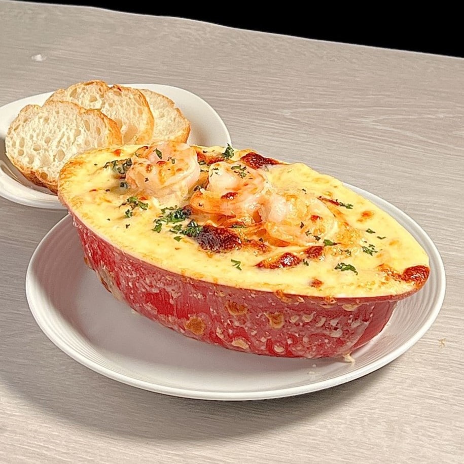 とろ～り焦がしチーズオマール海老の溶岩パスタ