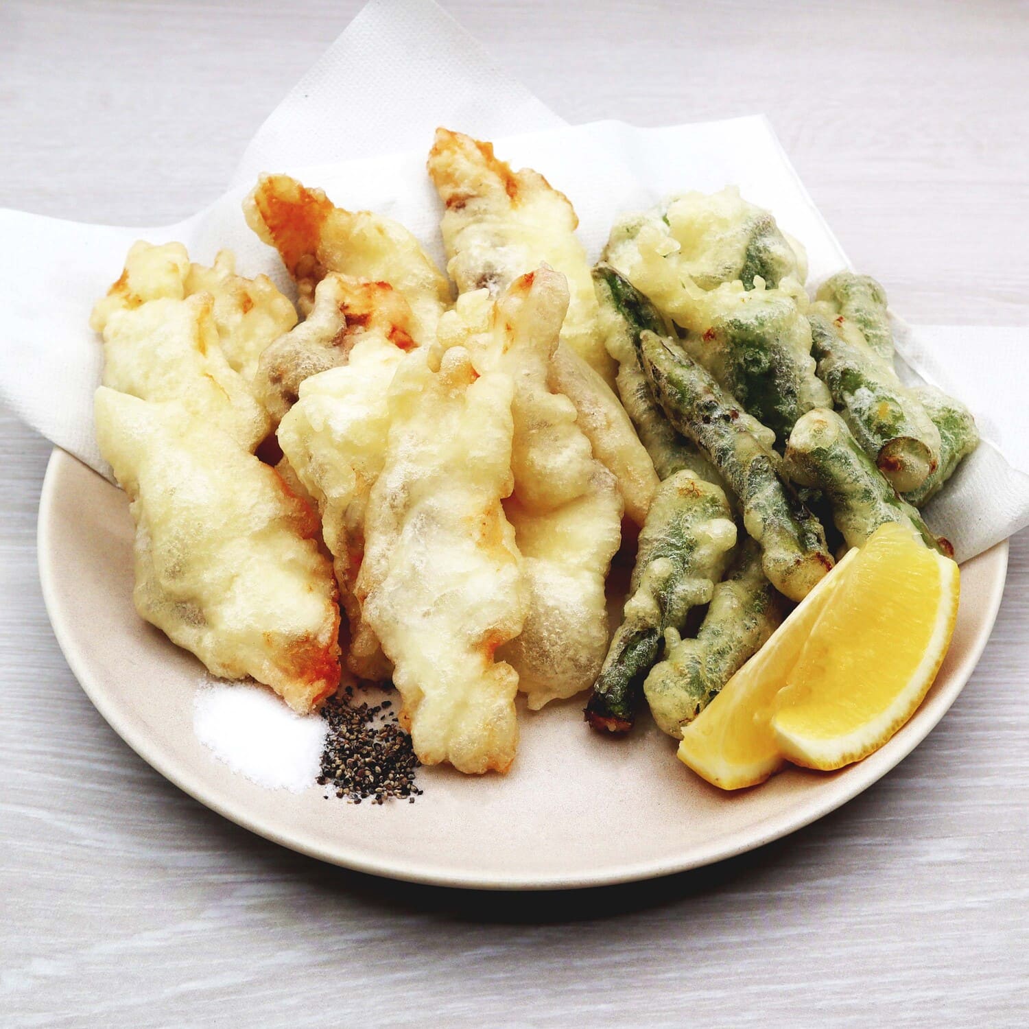 サクサクっ！鯛とアスパラのフリット