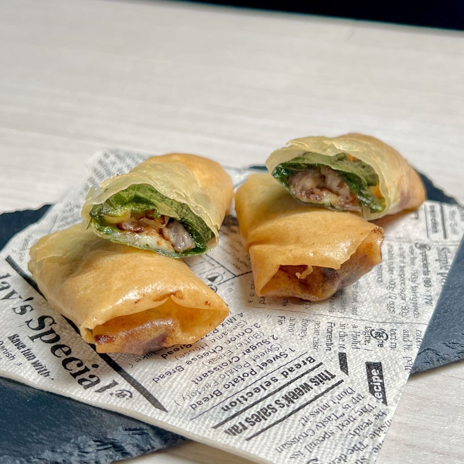 うなチーズ春巻き