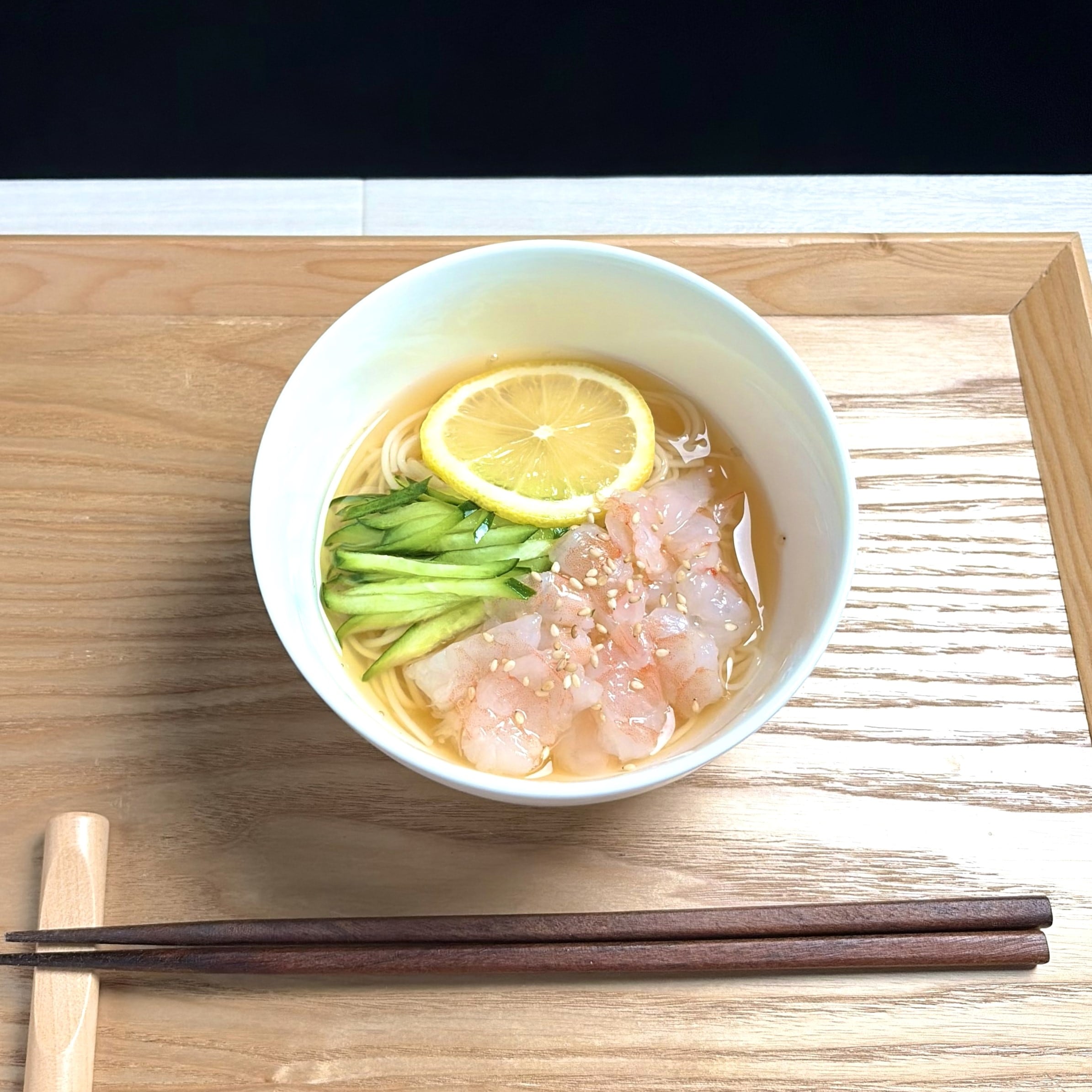 ダイスバナメイ海老のレモンそうめん