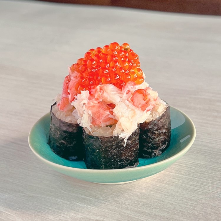 のっけてこぼれて！あて巻き（紅ずわいいくら）