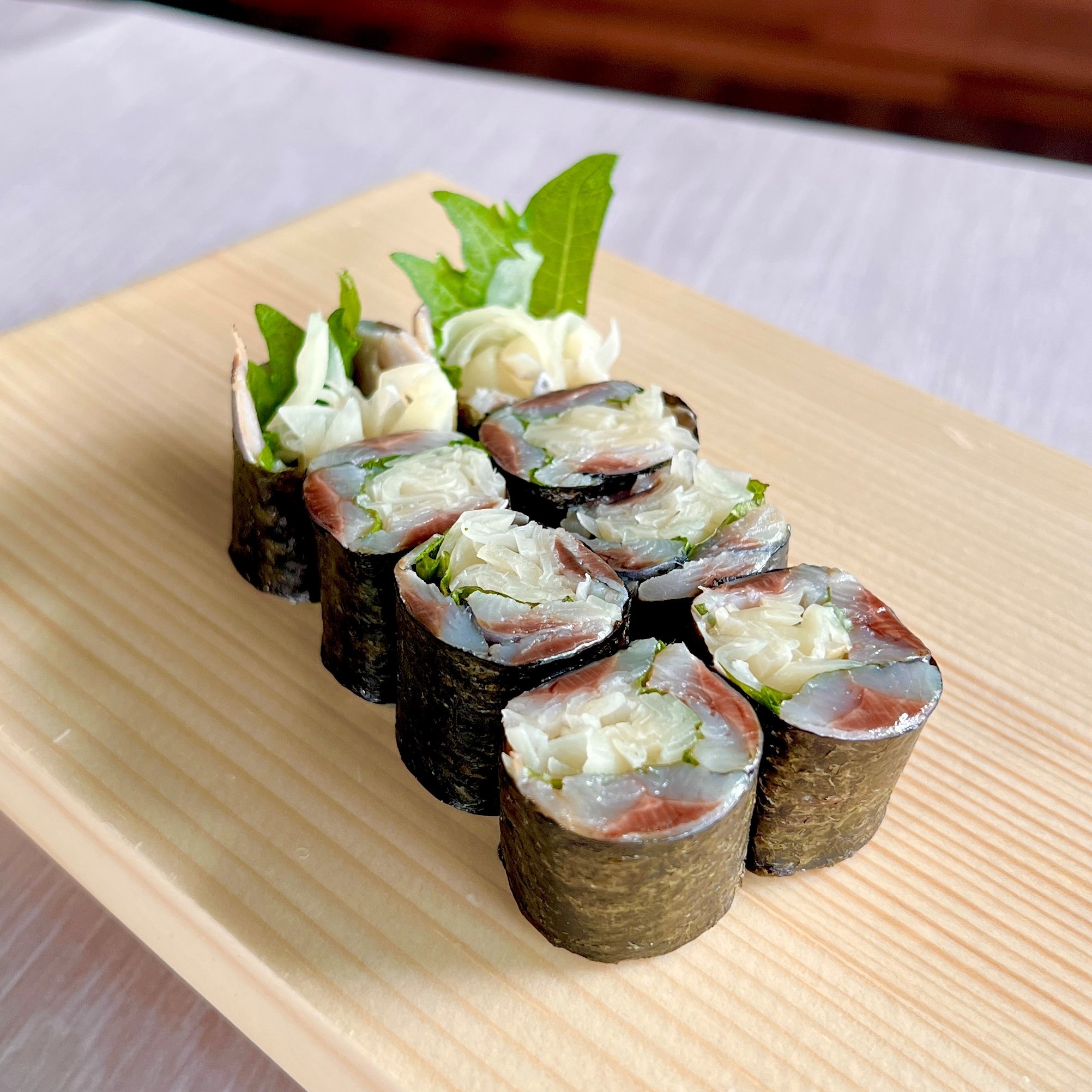 酢〆いわしのさっぱりガリ巻き