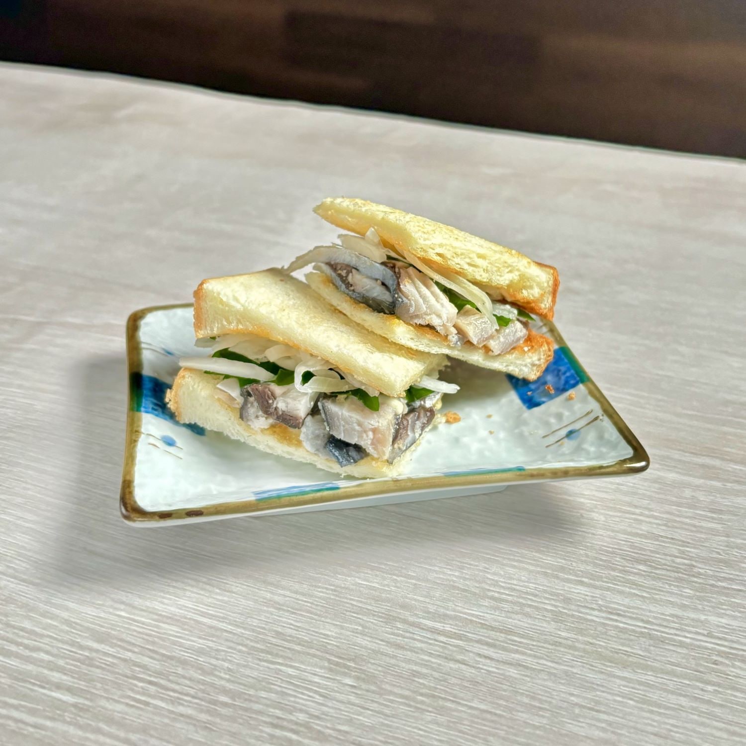 しめさばサンド