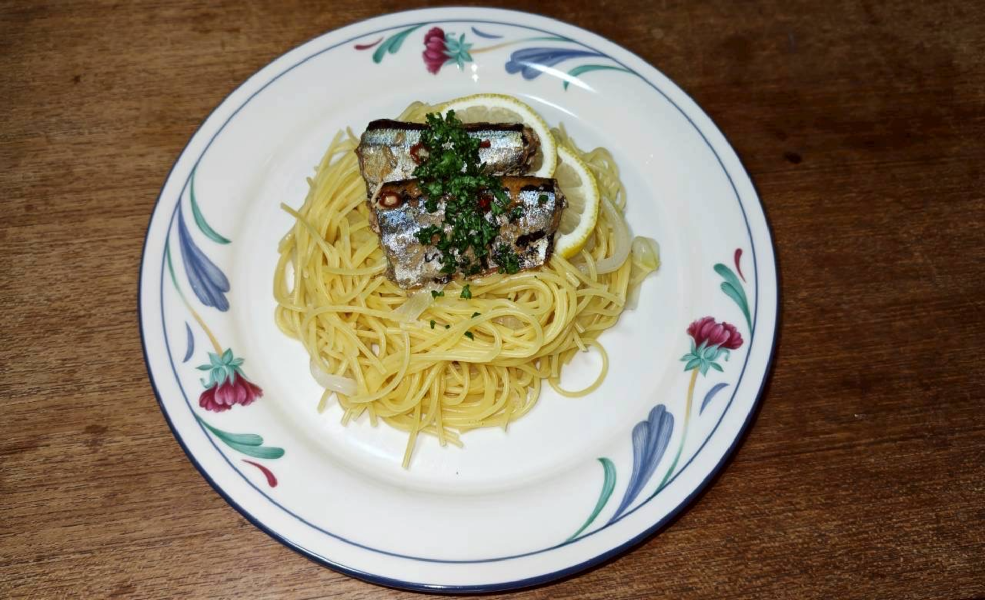 秋刀魚コンフィのペペロンチーノ