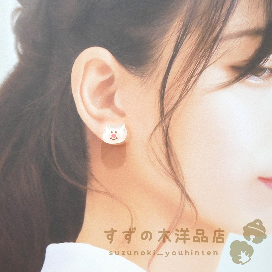 豚に真珠 ハンドメイド イヤリング・ピアス【イヤリング・ピアスの