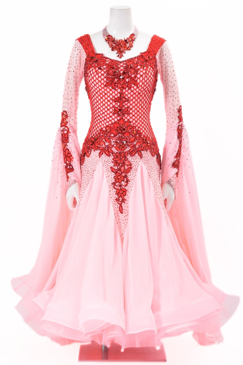 気品あるピンク❤️ストーン付きスタンダードドレス✨発表会・競技会・デモに最適！ 💗Pink Dress💗 Design by @taka.dance.fashion タカダンススポンサー