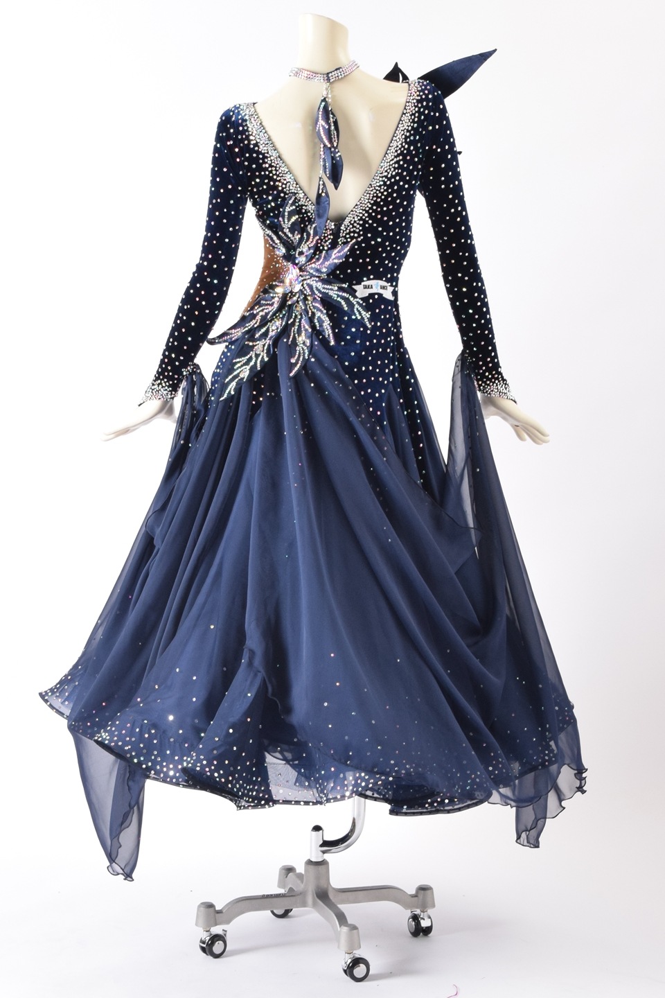 社交ダンス　スタンダード 黒と金　前上がり　アシンメトリー　小柄な方向け♬　M 中古】値下げしました♪社交ダンススタンダードドレス : D&Bshop