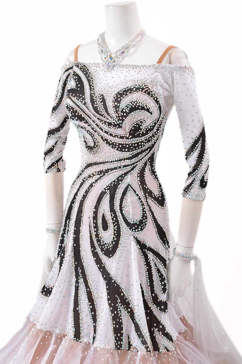 B1674【タカダンス】M★黒/オフ白/スワロMIX/ラテンドレス☆社交ダンス B1674【タカダンス】M☆黒/オフ白/スワロMIX/ラテンドレス☆社交ダンス