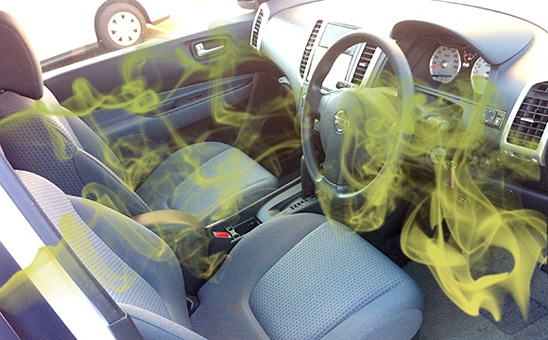 車内チェック：汚れた空気が漂う社内の臭い