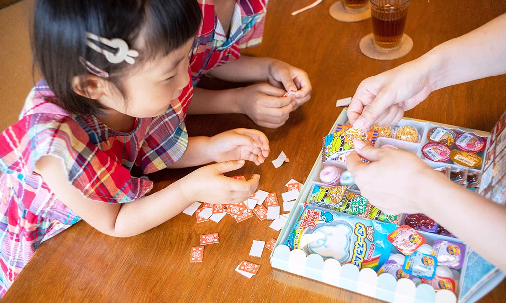 駄菓子屋さんごっこメインビジュアル2