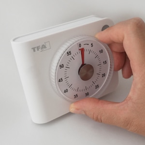 ���쥯�ȥ��˥å������ޡ���Analogue kitchen timer��TFA Dostmann/ �ƥ������ե����˵�����,��ư,�ɥ�����