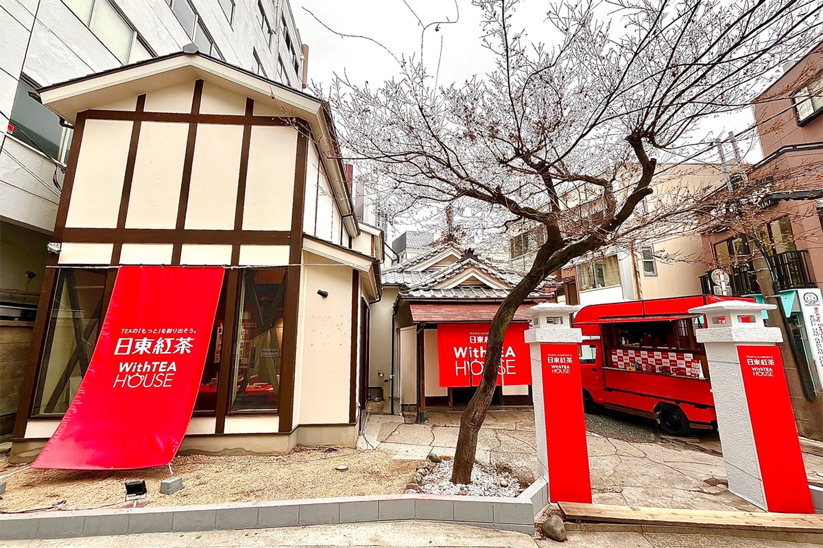 ���٥�Ȥ��ͻҤμ̿�