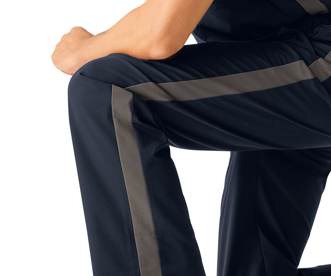 �⥹�ȥ�å��Ƕ������饯�����㤬�ळ�Ȥ�¿������Ǥ⡢���ä��꿭�ӤƵӤ˥ե��åȡ��ĤäѤ�ˤ�����Ŭ�Ǥ���